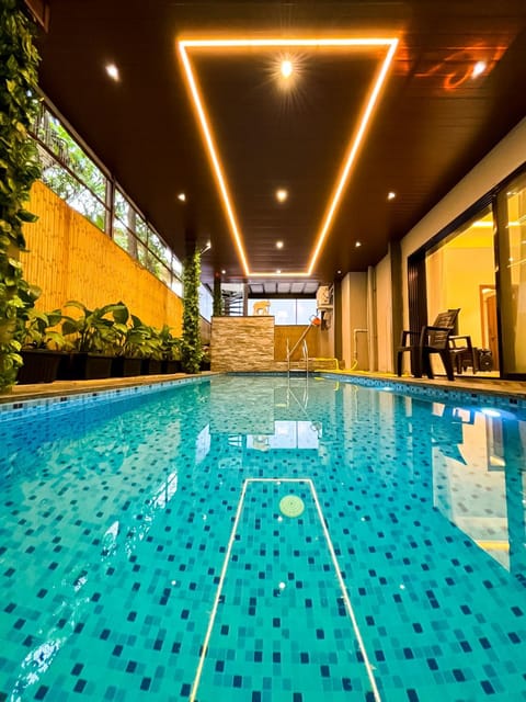 Pool view, Swimming pool