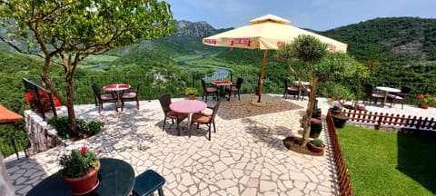 Rooms Dujeva Drago-Resort Country House in Montenegro