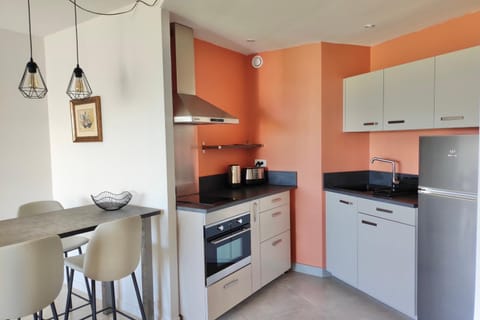 46 m love nest with shared pool Apartment in Mandelieu-La Napoule