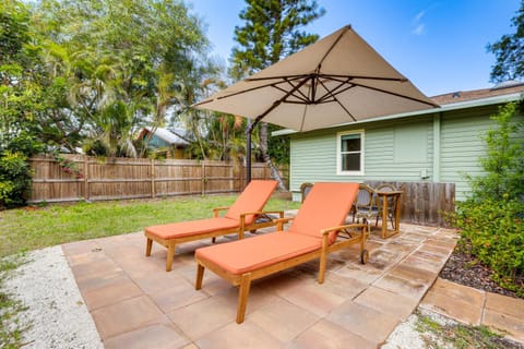 Idyllic Sarasota Home with Yard 2 Mi to Beach! House in Sarasota