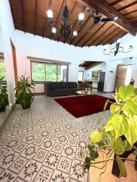 Vivanco House + Pool Great Place Comfortable House in Santa Fe de Antioquia