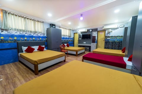 ELF GUESTHOUSE Bed and Breakfast in Puducherry