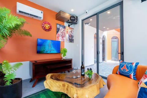 Wabi Sabi Villa * Hồ Bơi Thác Nước 140 m2 * Phòng Karaoke Thủy Cung Villa in Vung Tau