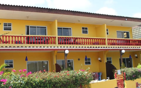 Bahia Apartments & Diving Condominio in Curaçao