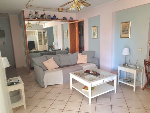 Kavouri Seaside 85sqm Apartment 5' from the beach Apartment in Vouliagmeni