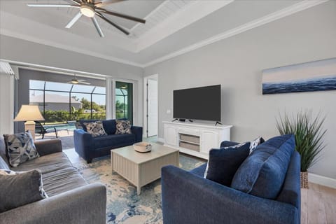 13225 Kitchener Haus in South Gulf Cove