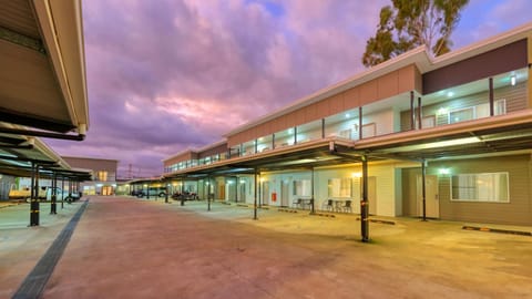 Property building, Patio, Parking