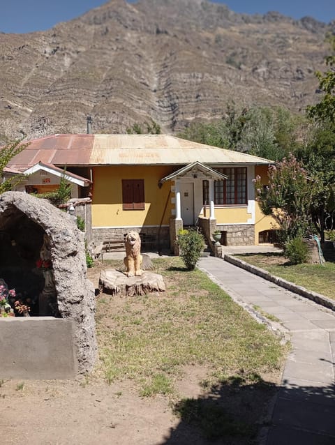 Hostal San Alfonso Chalet in San Jose de Maipo