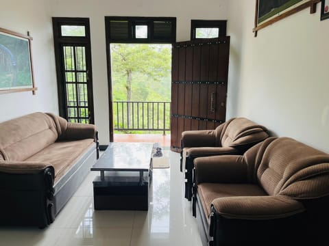 Mystik Muthu View Resort Bed and Breakfast in Central Province