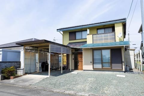 Shiga Lakeside House House in Shiga, Japan