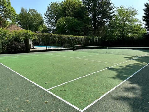 Tennis court