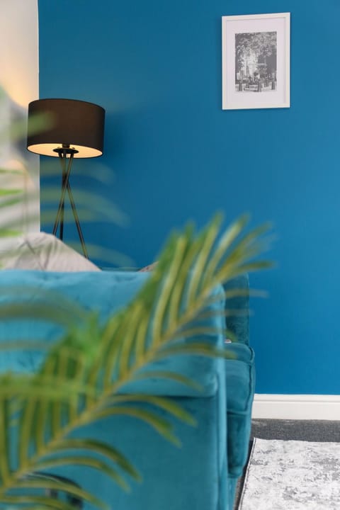 Living room, Decorative detail, Seating area