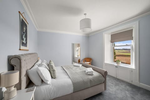 The Farmhouse - Countryside Escape with Hot Tub House in Carnoustie