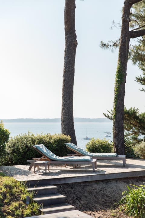 Villa Madeleine en 1ere ligne pour 13 personnes Villa in La Teste-de-Buch