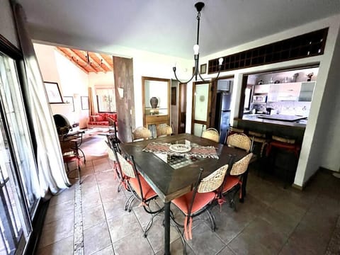 Casa cuencos, en chacras de coria House in Luján de Cuyo