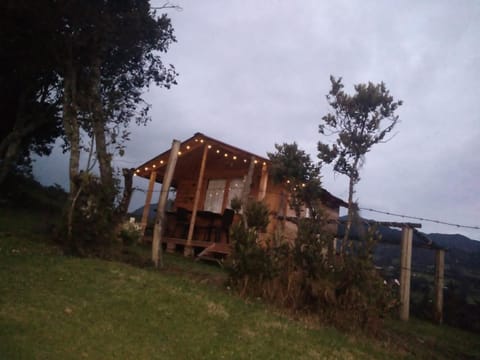 Cabaña alto de torres Campingplatz /
Wohnmobil-Resort in Guatavita