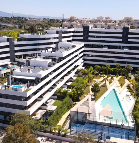 Property building, Bird's eye view, Pool view