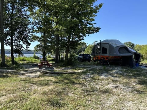 KAYAK STARVED ROCK CAMPGROUND Campingplatz /
Wohnmobil-Resort in Deer Park Township