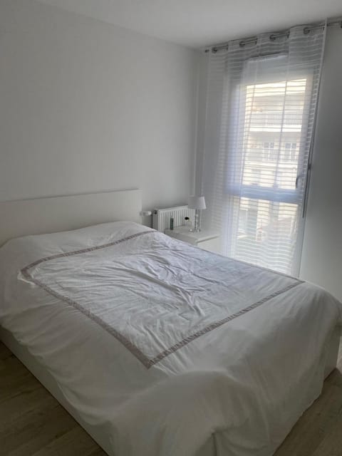 Appartement lumineux Condo in Chelles