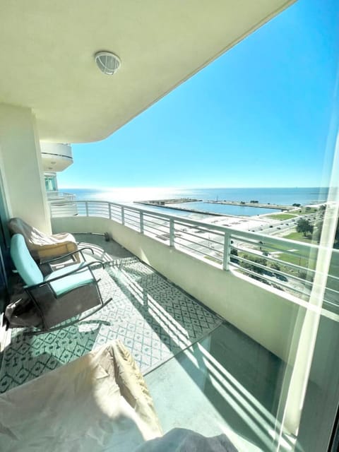 Just Beachy Get-away Apartment in Biloxi