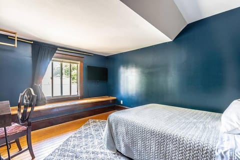 Charming Room in Capitol Hill - Foxglove Inn Rm 7 House in Capitol Hill