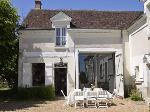 Luxueuse demeure rénovée avec piscine chauffée et vaste parc, à proximité des châteaux et du zoo de Beauval - FR-1-491-347 House in Centre-Val de Loire