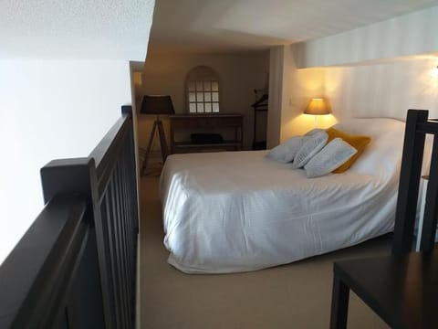 Cap Lihou Apartment in Granville