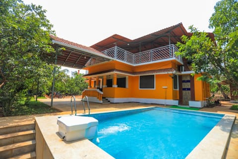 Property building, Pool view, Swimming pool