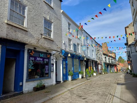 Charming 2-Bed Cottage in Ripon House in Ripon