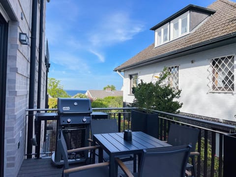 BBQ facilities, Balcony/Terrace, Sea view