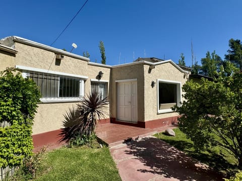 Property building, Facade/entrance, Off site