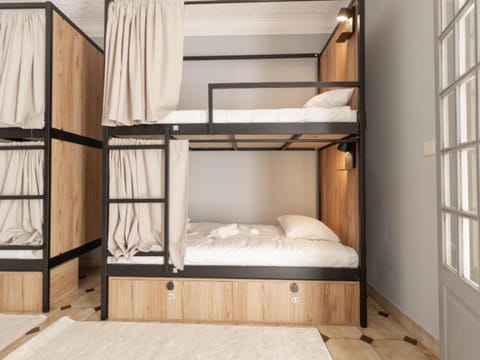 Bed, Bedroom, bunk bed