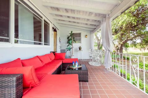 Patio, Day, Garden, View (from property/room), Balcony/Terrace, Seating area, Garden view