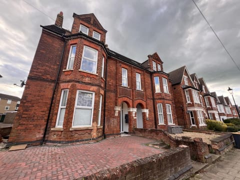 Property building, Neighbourhood, Street view