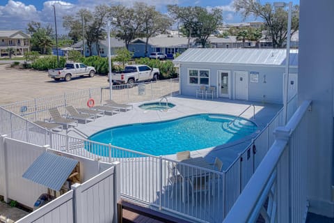 Tranquil Harbour 103: Casa Del Mar Casa in Mexico Beach