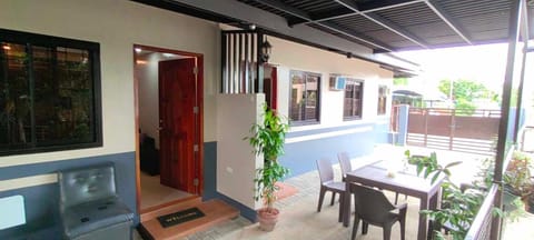 FULLY FURNISHED TRANSIENT HOUSE IN DAVAO CITY (EXCLUSIVE USE) Apartment in Davao City