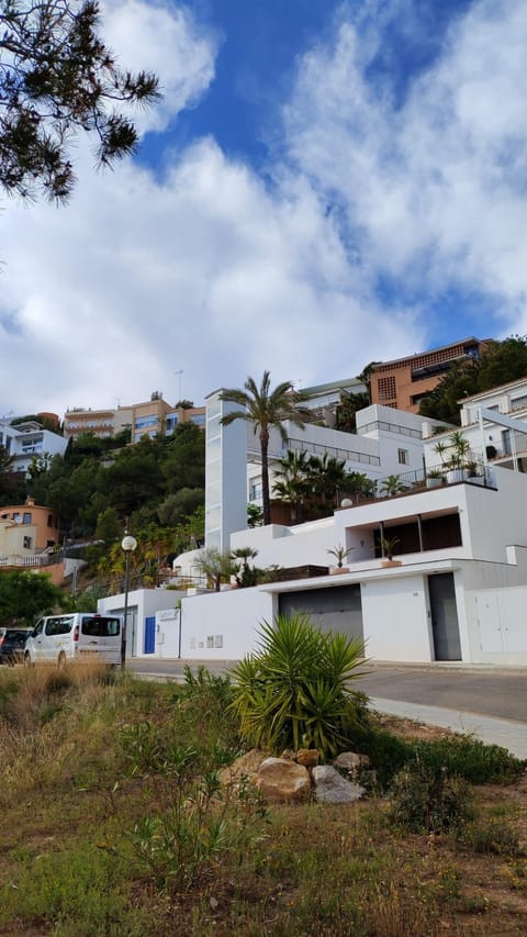 The Villa Sunlight Bed and Breakfast in Garraf