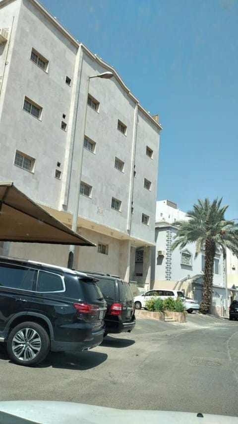 Furnished apartment near airport Apartment in Jeddah