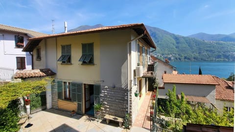 Casa Gelsomino, Laglio, Lake Como House in Laglio