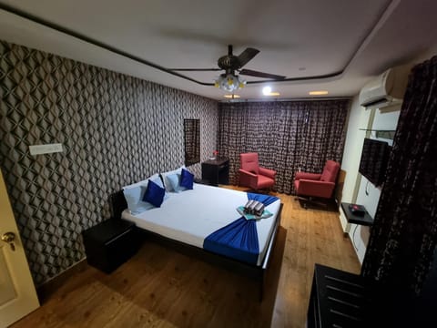 WOODS VILLA HOTEL AND BANQUET Hotel in Bhubaneswar