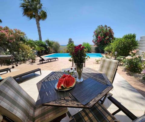 Garden view, Pool view, sunbed