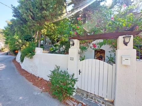 Property building, Facade/entrance, Street view