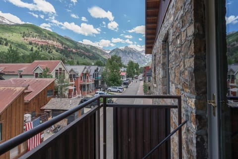 River Club 303 by Alpine Lodging Telluride Apartment in Telluride