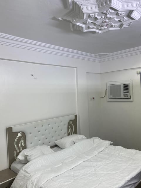 شقة قريب الحرم 5m سياره Apartment in Medina