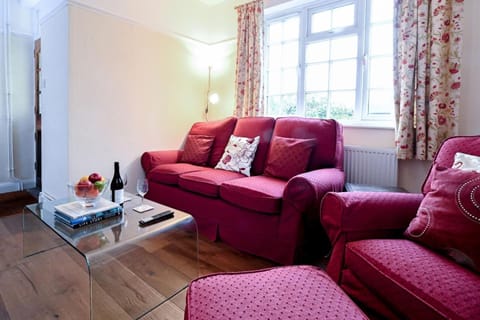 NEW - Quiet & Cosy Countryside Haven - Great Wi-Fi Apartment in East Hertfordshire District