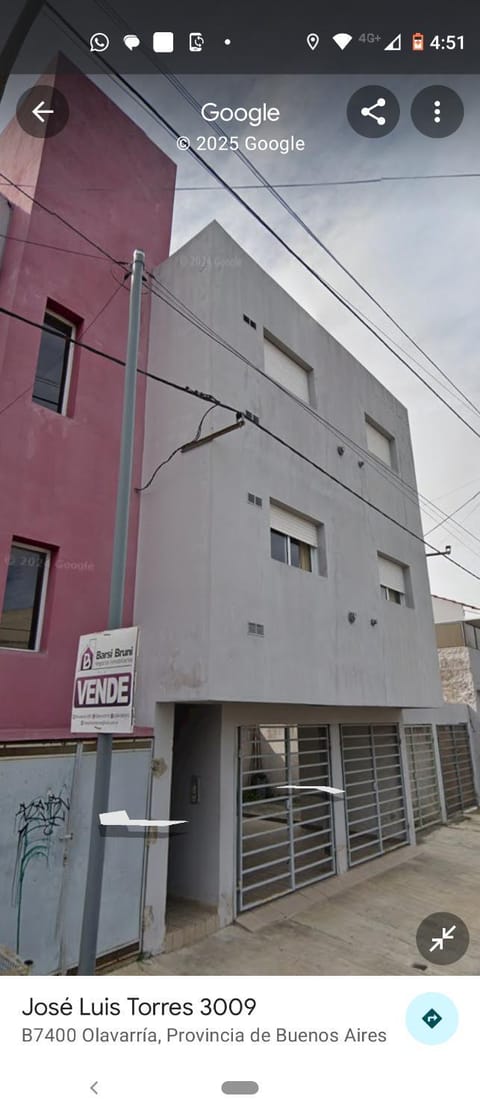 Departamento con balcón Appartamento in Olavarría