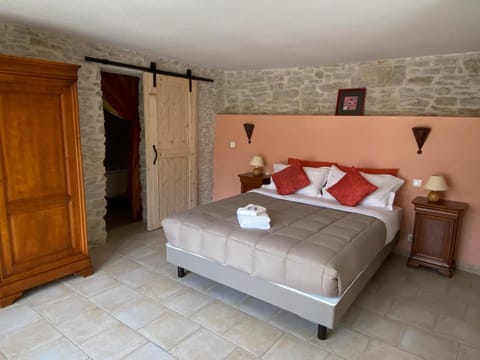 Le Mas de Ponge Bed and Breakfast in Nimes