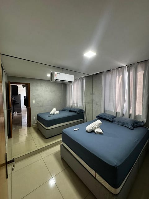 Bedroom, air conditioner