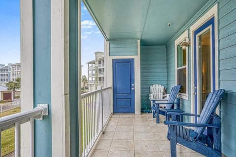 Coastal Bliss-Calling all beach, and bay lovers. House in Galveston Island