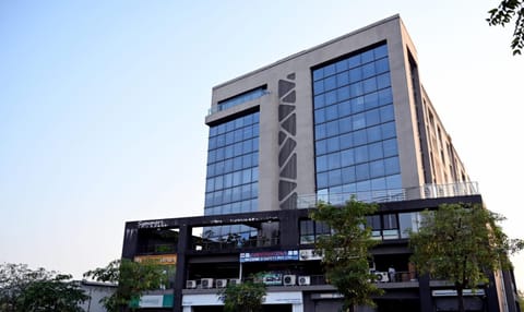 HOTEL MAXVILLA Hotel in Ahmedabad